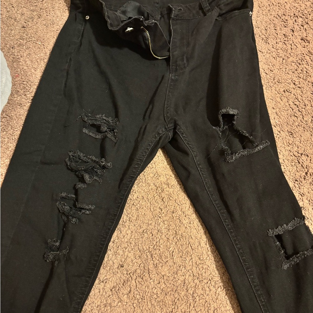 SHEIN Black Distressed Skinny Jeans